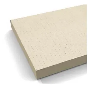 Insulating panel with PIR expanded foam